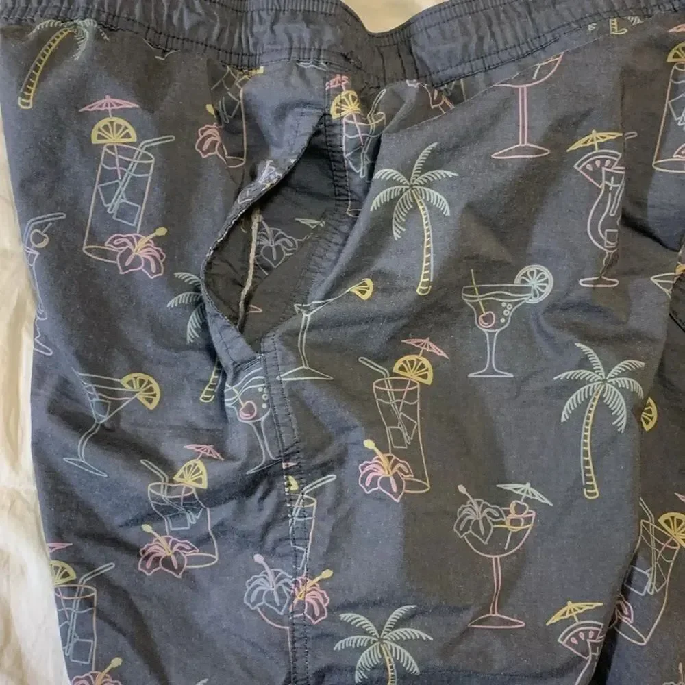 Swimming trunks, men’s large, by Good Fellow, good condition